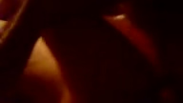 Молоденькая узбечка согласилась сняться в любительском порно